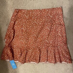 Cupshe Brick Red Floral Ditsy Asymmetrical Ruffle Mini Skirt